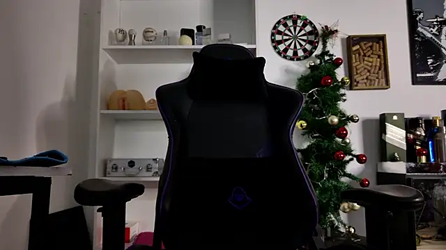 aaron nvk online show from January 2026 09:28:02 PM