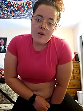 nuttiebuddy1 online show from October 2025 07:20:02 PM