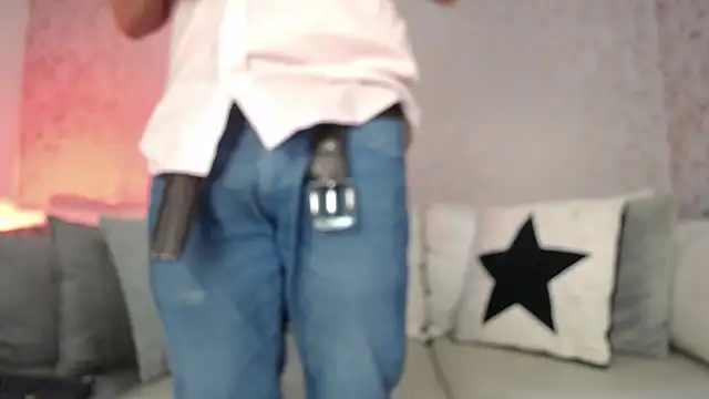 JuanKFit 45 online show from November 2025 01:44:02 PM