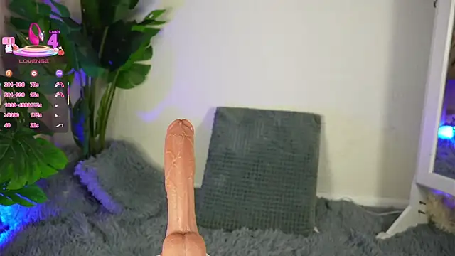 Snapshot of AnnieCouperr chatting on September 2025 07:51:02 PM AnnieCouperr online show from September 2025 07:51:02 PM