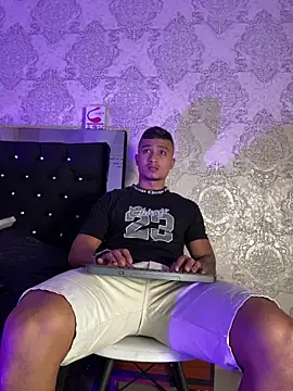 ThiagoBlaze online show from March 2026 10:43:02 AM