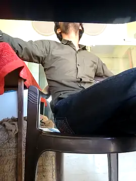 OmeningFurorji online show from March 2026 05:58:02 AM