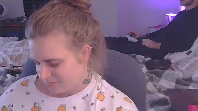 Sexyblonde12344 online show from November 2025 12:21:01 AM