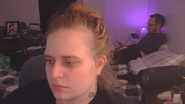 Sexyblonde12344 online show from November 2025 11:42:02 PM