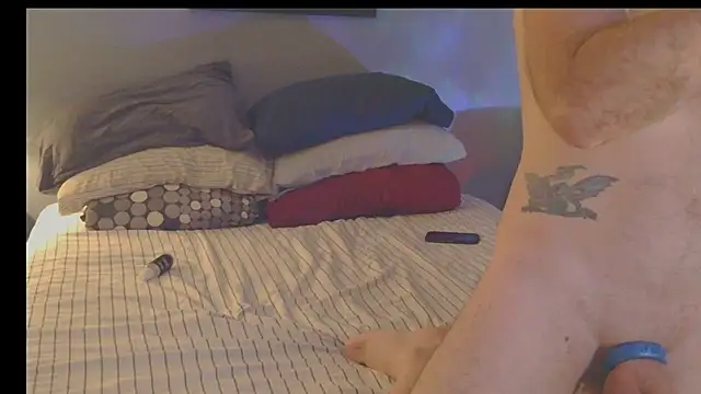 Snapshot of NWBuilt chatting on October 2025 06:44:02 AM NWBuilt online show from October 2025 06:44:02 AM