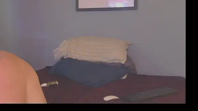 Snapshot of NWBuilt chatting on October 2025 05:57:01 PM NWBuilt online show from October 2025 05:57:01 PM