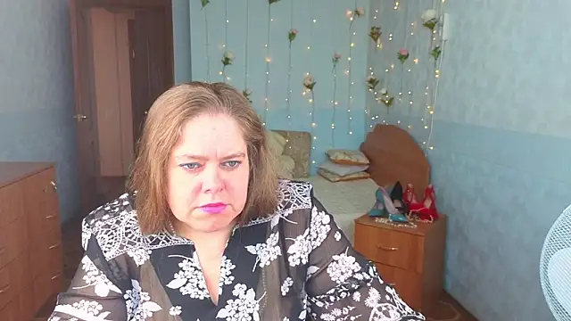 Audrey Aura online show from September 2025 04:45:02 AM