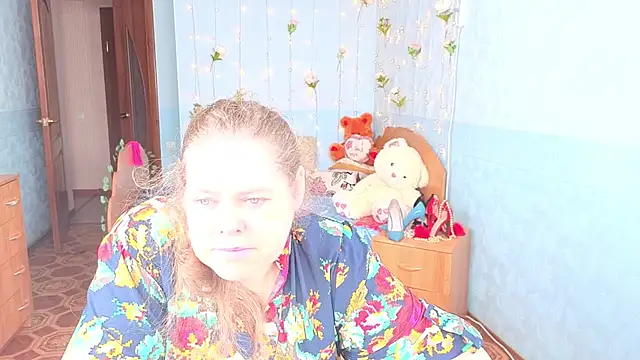 Audrey Aura online show from September 2025 06:25:02 AM