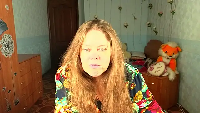 Audrey Aura online show from November 2025 05:06:01 AM