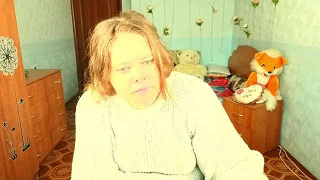 Audrey Aura online show from November 2025 05:17:01 AM