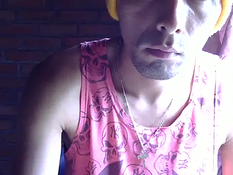 Snapshot of Boycumlatino chatting on January 2026 02:30:01 PM Boycumlatino online show from January 2026 02:30:01 PM