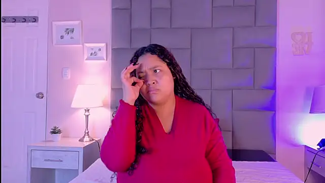 Snapshot of KITY_HILL chatting on September 2025 04:23:01 AM KITY HILL online show from September 2025 04:23:01 AM