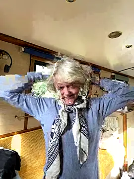 ladyboatlady online show from September 2025 09:53:02 AM