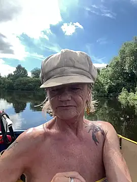 ladyboatlady online show from June 2026 09:13:01 AM