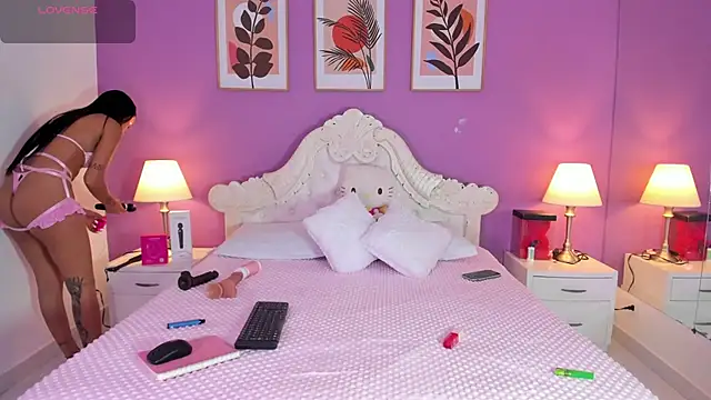 SamantaKane online show from October 2025 03:36:01 AM