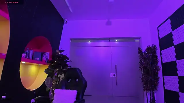 SamantaKane online show from October 2025 03:29:01 AM