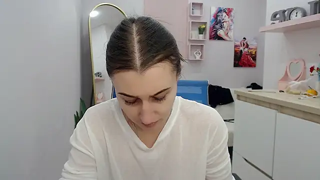 muriel elvin online show from December 2025 06:18:01 AM