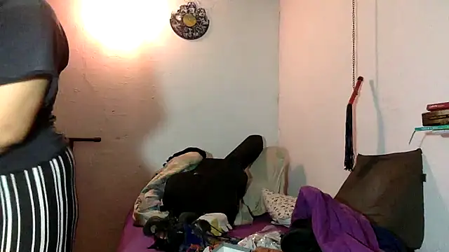 indomitaFox online show from April 2026 03:44:02 AM