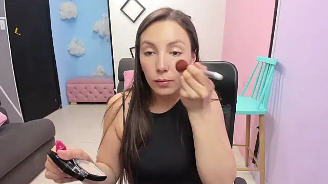 paula miler1 online show from November 2025 01:43:02 PM