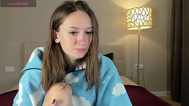 cutienaughtygirl online show from September 2025 12:10:01 PM