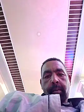 Snapshot of Bob_black chatting on March 2026 09:21:01 PM Bob black online show from March 2026 09:21:01 PM