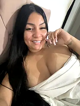 julianamascarada online show from September 2025 01:28:02 AM