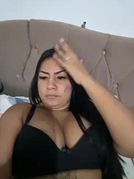 julianamascarada online show from October 2025 12:44:02 AM