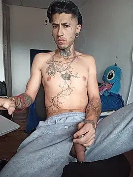 Tattoboy19cm online show from April 2026 05:20:02 PM