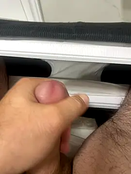 Heros2000 online show from October 2025 11:05:02 AM