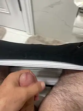 Heros2000 online show from October 2025 05:09:01 PM