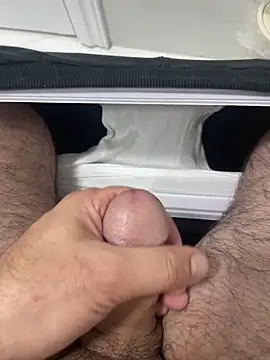 Heros2000 online show from December 2025 07:40:02 PM