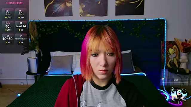 Ketrin Jones online show from September 2025 05:01:02 AM