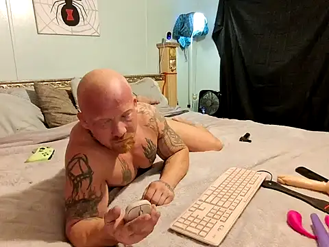 AntMeich6969 online show from October 2025 08:31:02 PM