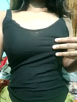 Snapshot of Black_Moon15 chatting on February 2026 03:12:01 PM Black Moon15 online show from February 2026 03:12:01 PM