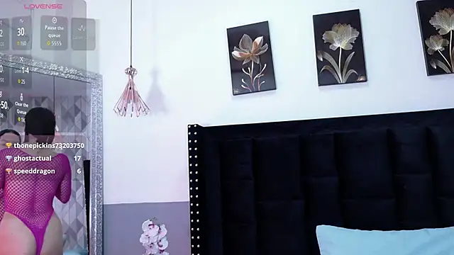 cutepetitee online show from October 2025 07:56:02 PM