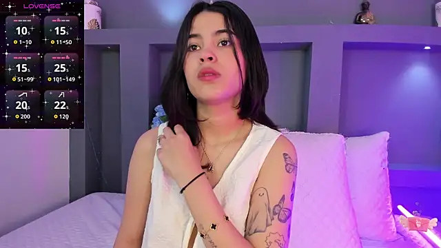 MaiaaCandy online show from October 2025 08:10:01 PM