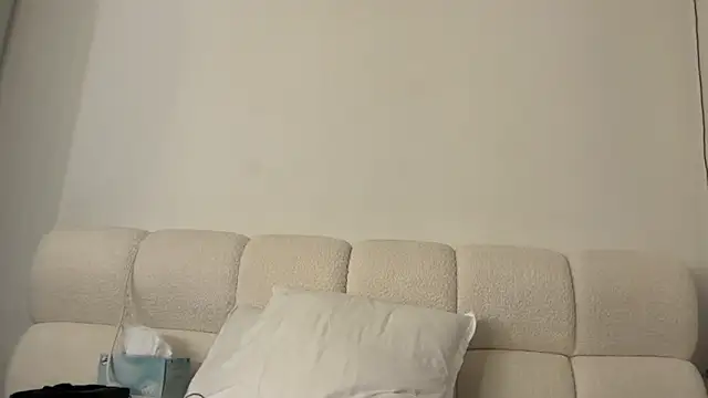 GiuliaDollx online show from September 2025 04:10:02 PM