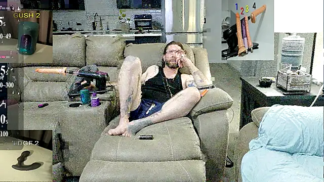 Snapshot of danoo84 chatting on September 2025 07:31:01 AM danoo84 online show from September 2025 07:31:01 AM