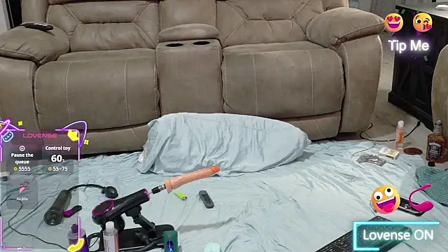 Snapshot of danoo84 chatting on October 2025 04:19:02 AM danoo84 online show from October 2025 04:19:02 AM