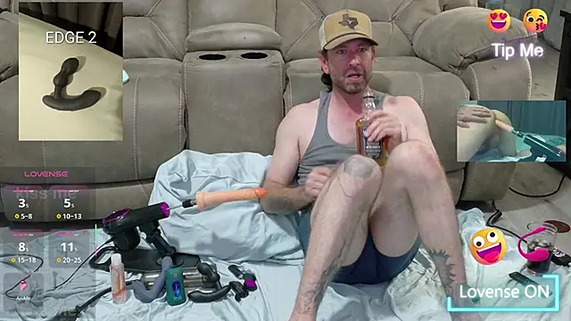 Snapshot of danoo84 chatting on October 2025 03:17:01 AM danoo84 online show from October 2025 03:17:01 AM