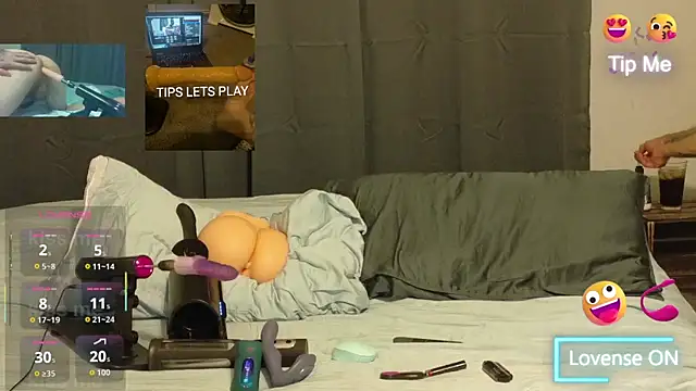 Snapshot of danoo84 chatting on October 2025 05:52:02 AM danoo84 online show from October 2025 05:52:02 AM