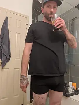 danoo84 online show from April 2026 12:33:02 AM