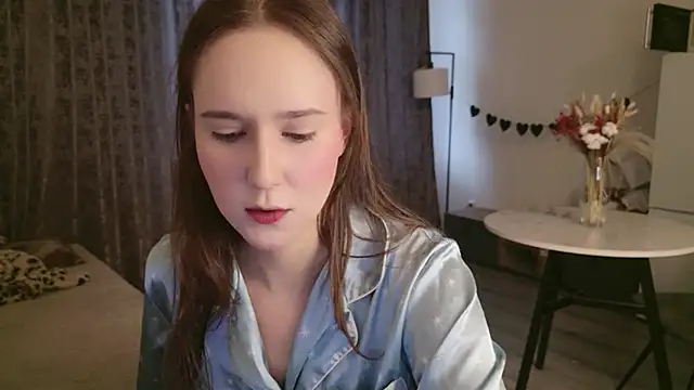 Snapshot of LucyRose3 chatting on February 2026 01:42:01 PM LucyRose3 online show from February 2026 01:42:01 PM