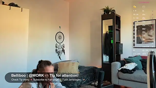 SwingWingWomanSweden online show from December 2025 10:09:01 AM