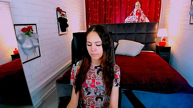 Snapshot of UliaNeer chatting on October 2025 05:08:02 AM UliaNeer online show from October 2025 05:08:02 AM