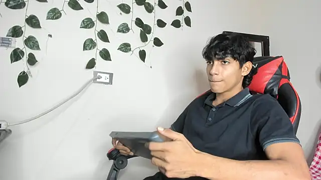 axel rousse2 online show from November 2025 11:26:02 PM