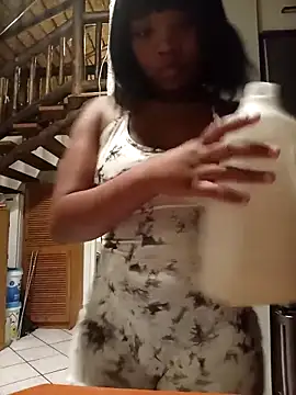 Young Slut21 online show from September 2025 12:22:02 AM