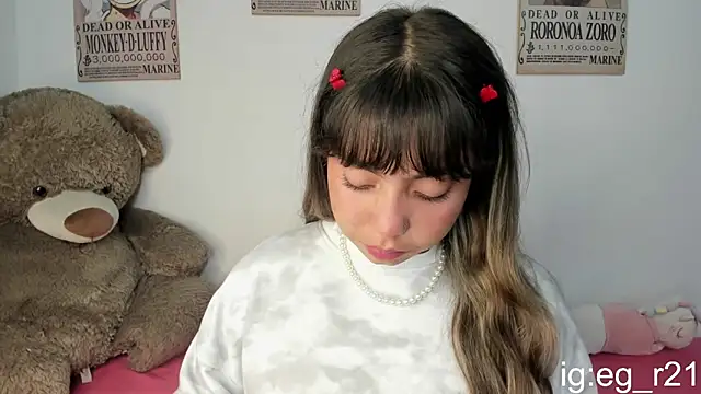 Snapshot of emma_grays2 chatting on April 2026 05:10:02 AM emma grays2 online show from April 2026 05:10:02 AM