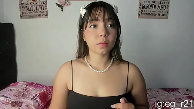 Snapshot of emma_grays2 chatting on June 2026 08:59:02 AM emma grays2 online show from June 2026 08:59:02 AM