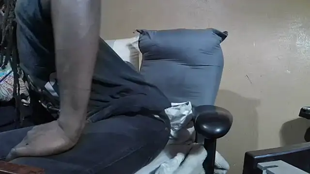 EYEzIAM online show from February 2026 09:58:01 AM